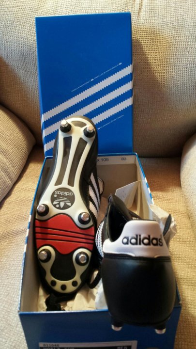 РљРµРґС‹ adidas World Cup 66