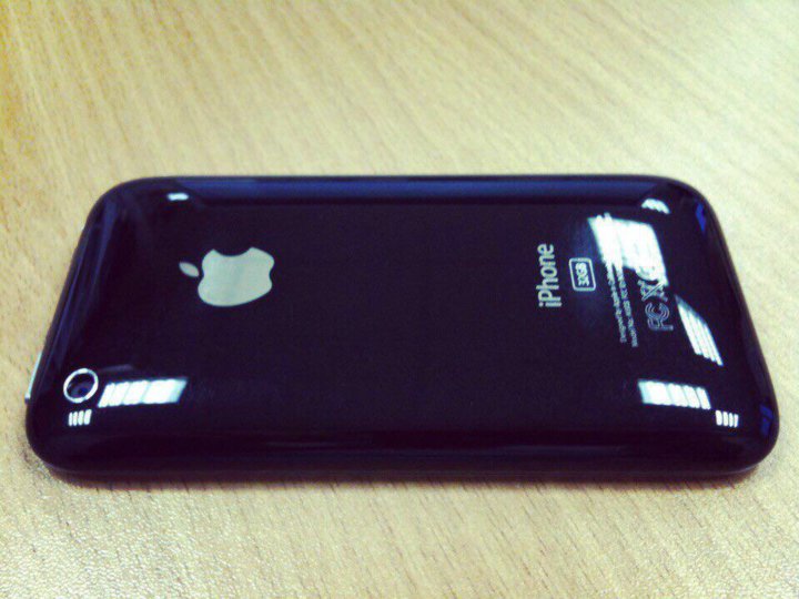 Айфон иркутск. Iphone 3gs (2009). Iphone 3s. Iphone 3gs черный. Iphone 3.