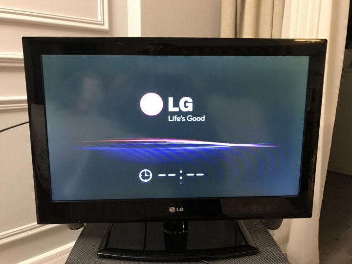 HD LED ЖК телевизор LG 26LE3300, б/у – купить в Москве, цена 7 500 руб ...