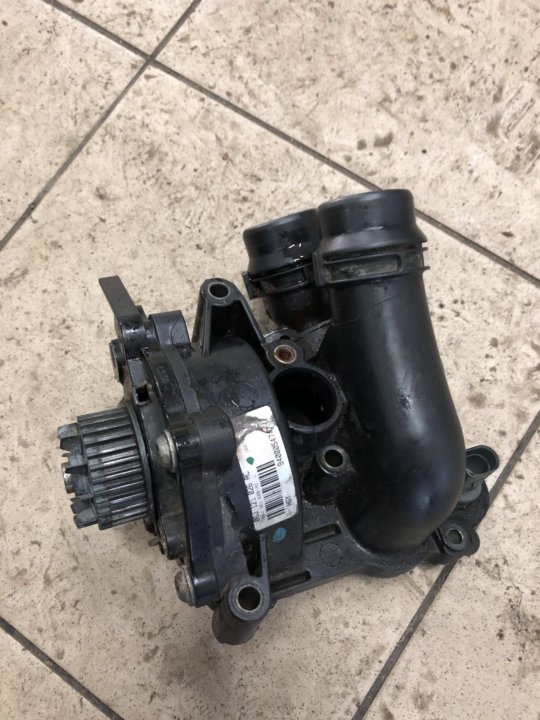 4. 6 16v valeo. Помпа на мотор 4g63. Помпа 7 а фе. К4 помпа.