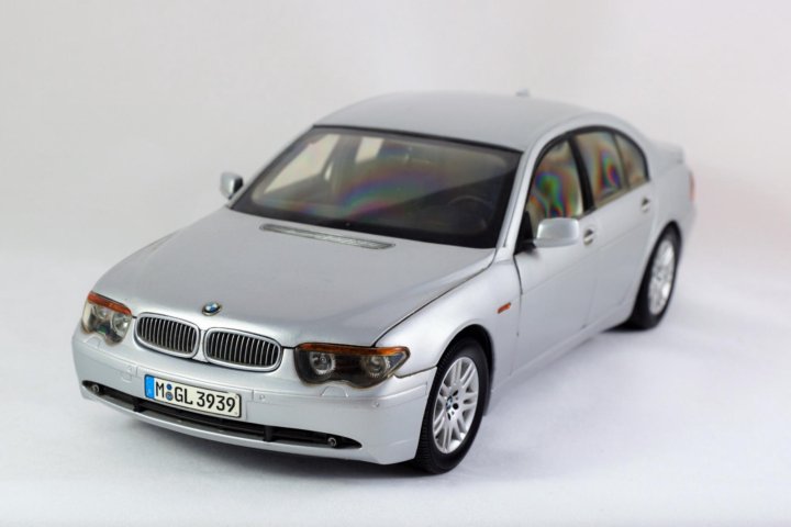 kyosho bmw 7 series