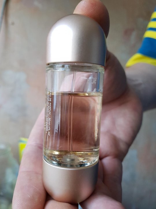 carolina herrera 212 vip rose 30ml