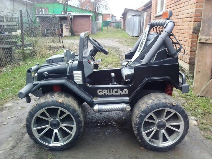 Детский электромобиль Peg Perego Gaucho Superpower igod0502