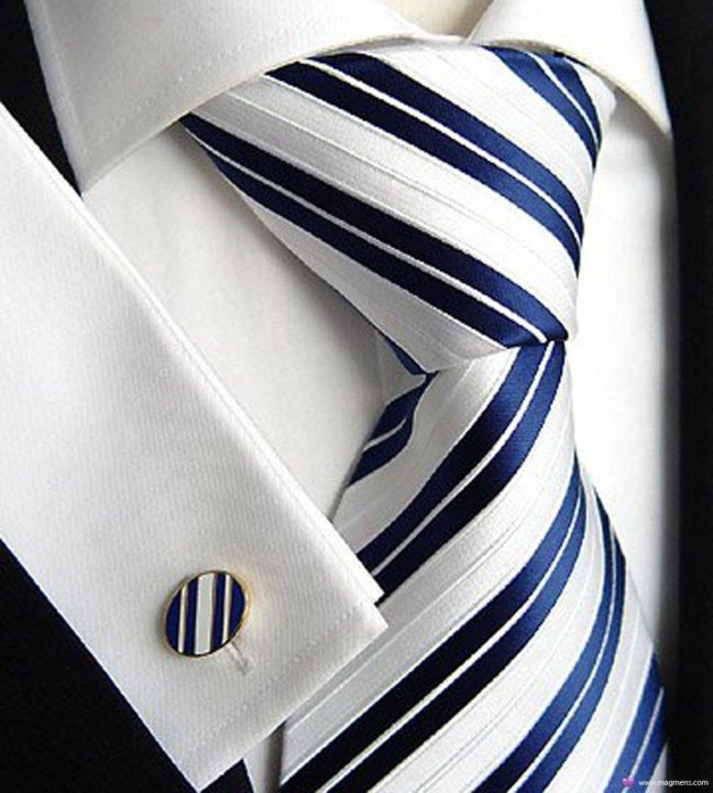 Мужской белый галстук