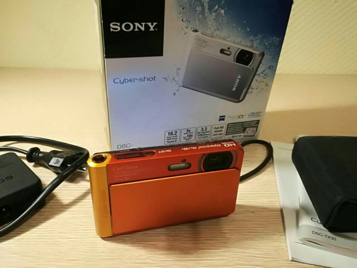 Sony Cyber-shot DSC-tx7.