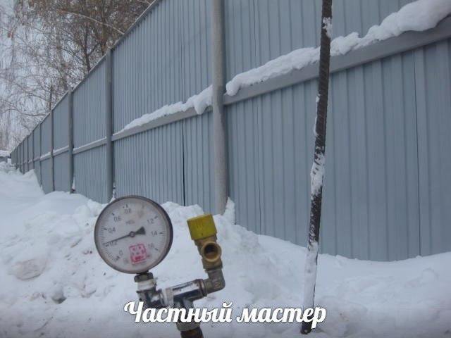 Отогрев паром. Отогрев воды в частном доме Кемерово. Отогрев водопровода в частном доме Барнаул контакты. Партнеры по разморозка канализации Омск.