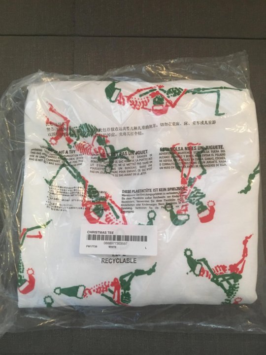 supreme xmas tee