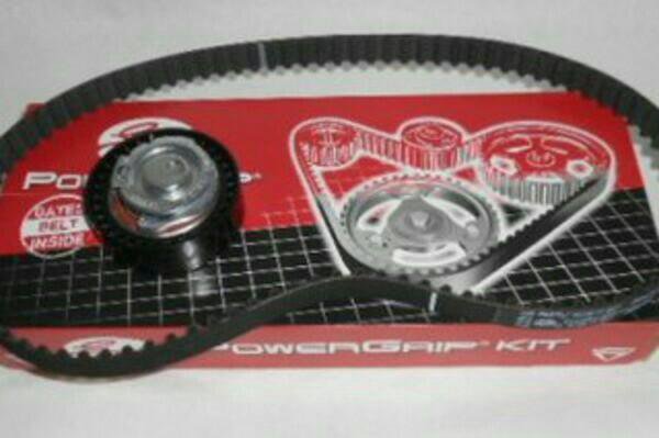 Renault 7701477024 оригинал комплект ремня грм. 6 8 кл. K015662xs gates. Грм рено сандеро 1. 6.