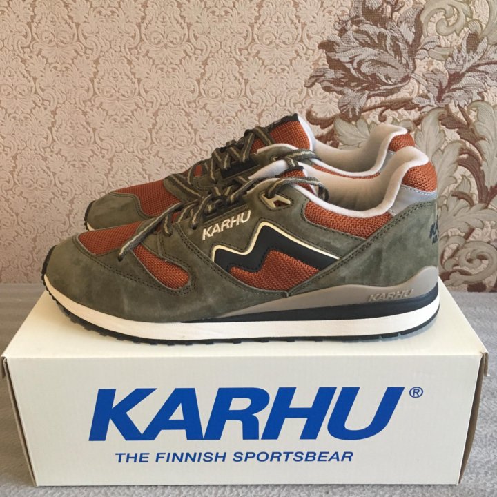 Кроссовки karhu