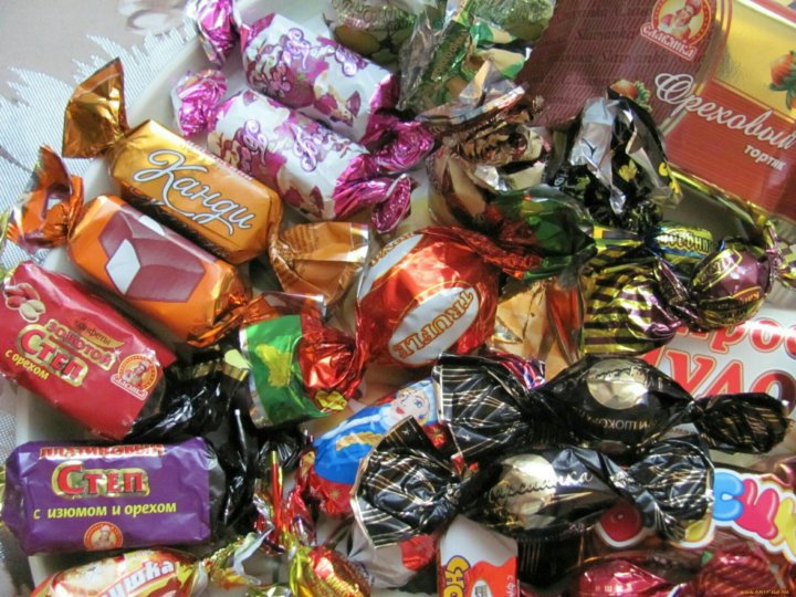 Шоколад, конфеты, печенье