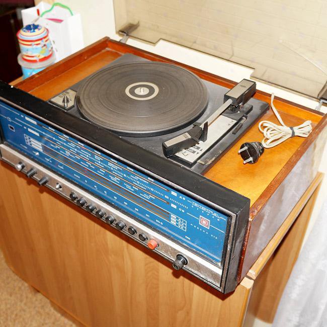 проигрыватель пластинок пермь. виниловый проигрыватель ricatech rmc250. проигрыватель пластинок пермь. Dual cs420 black. виниловый проигрыватель camry cr1111.