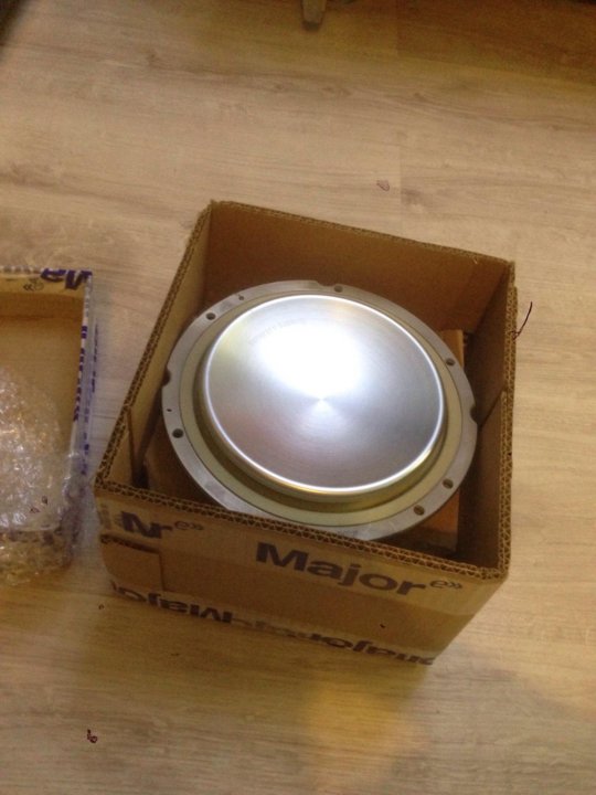 bowers and wilkins pv1