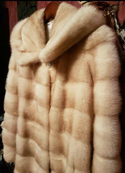 Kopenhagen fur шуба. Kopenhagen fur шуба норковая. Шуба норковая Kopenhagen fur Pearl Beige. Шуба из аукционного меха норки Kopenhagen fur 500187003. Шуба норковая турмалин Kopenhagen fur.