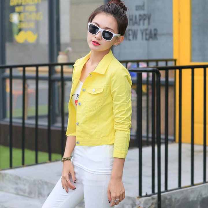 Желтая джинсовая куртка женская с чем носить