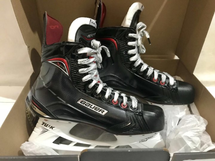 Bauer Vapor x800 s17