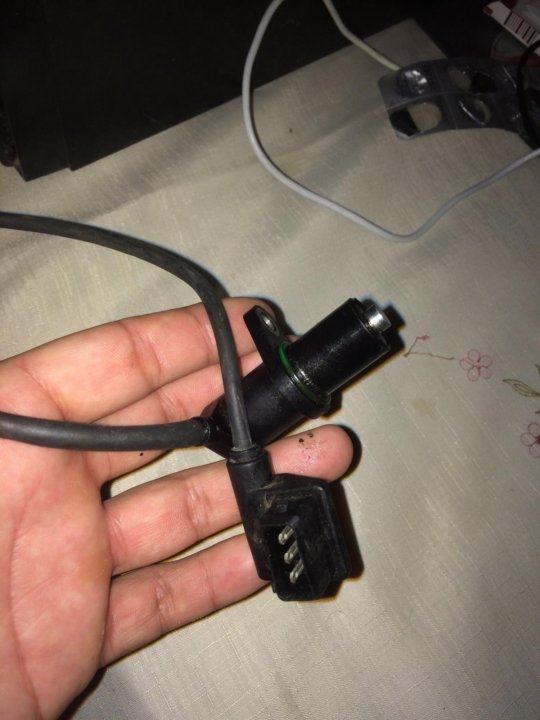 Датчик коленвала бмв e50. Датчик распредвала бмв е34. Датчик распредвала бмв 34. 1471. Датчик распредвала бмв е36 м40.