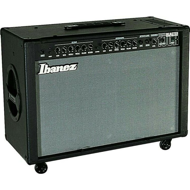 Комбоусилитель Ibanez IBZ10G - купить в Казани, цена 2 200 руб., продано 7 ноябр