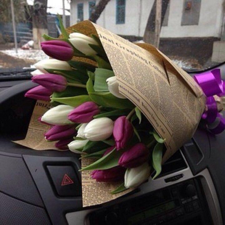 Цветы В Машине Фото Реальные На Сиденье