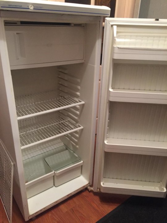 Ремонт холодильников айсберг в москве. Холодильник Айсберг КШ-80. Холодильник Айсберг однокамерный. Холодильник Айсберг однокамерный запчасти. Холодильник Айсберг 110.