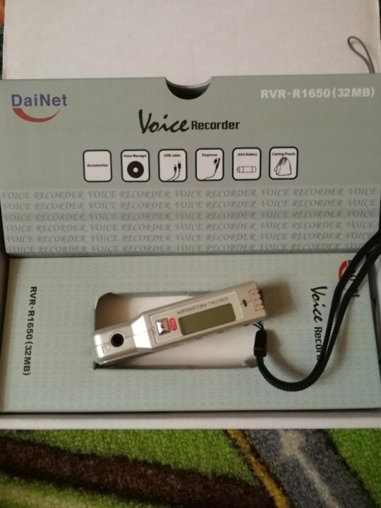 Диктофон DaiNet RVR-R1650 (32MB) .