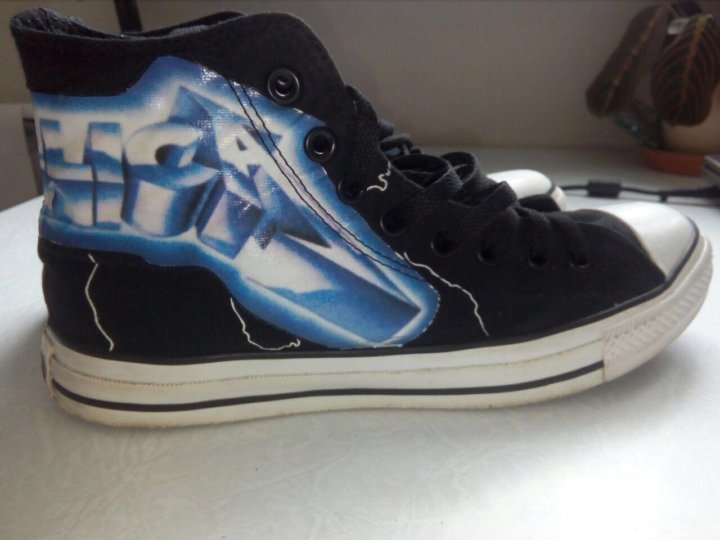 metallica converse ride the lightning