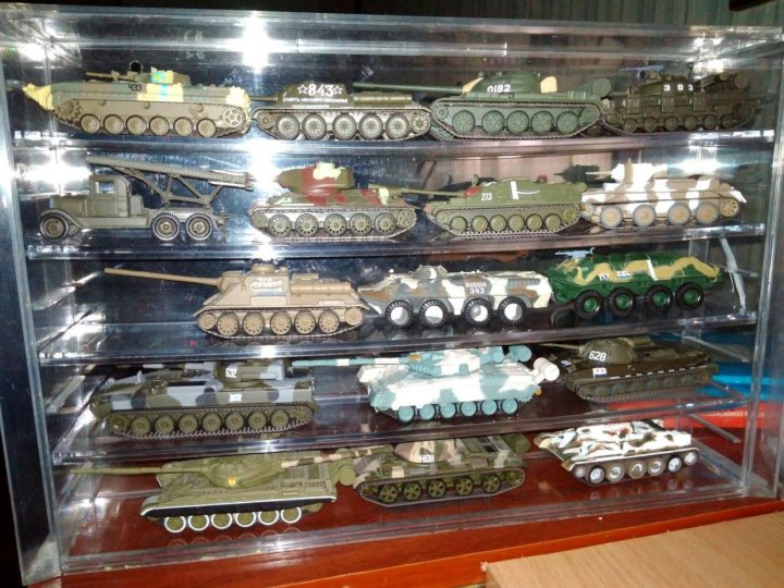 Стол tank collection