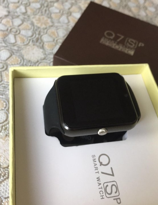 q7s smart watch