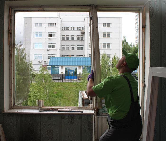Как разобрать оконный блок