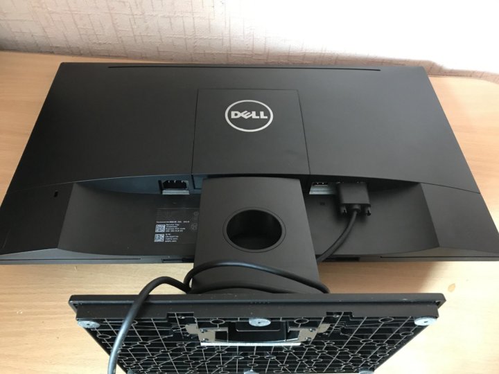 Dell e2216h