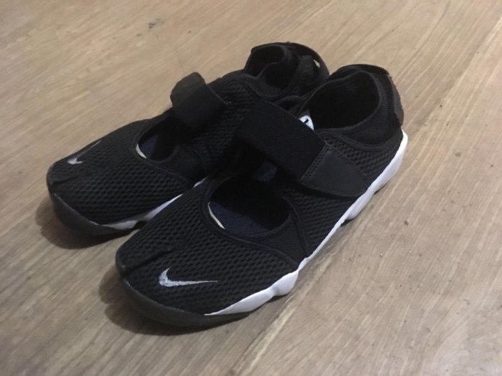 Nike Air Rift Ninja Shoes 2 500 16 2018