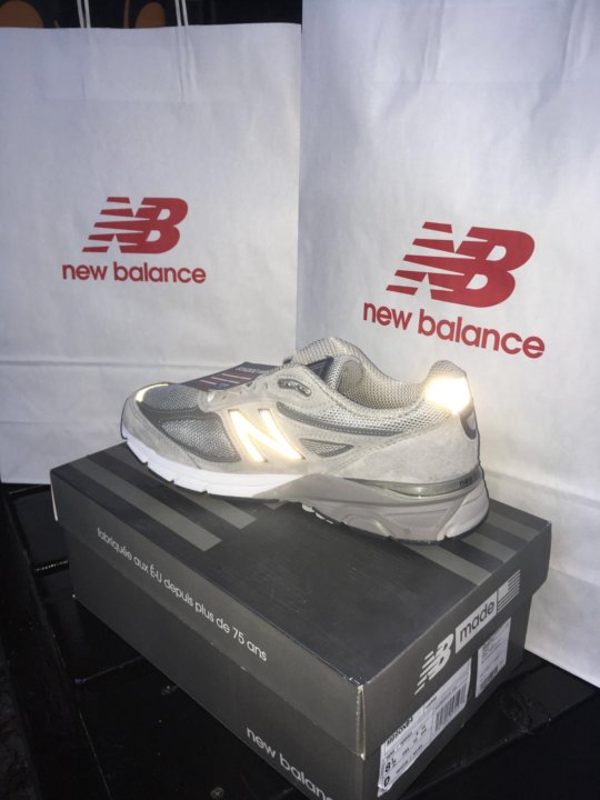 new balance 990v4 1982