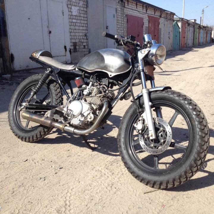 Yamaha YBR 125 Custom