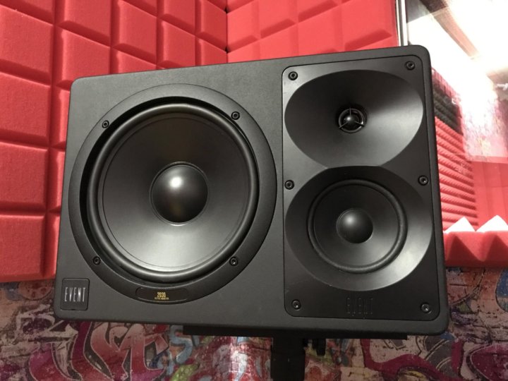 infinity studio monitor 215