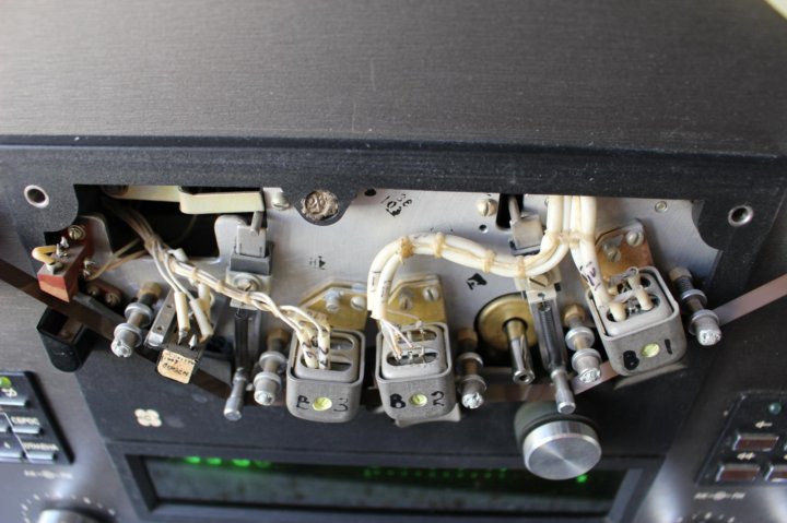 Блок головок олимп 005. Катушечный магнитофон олимп 005. Олимп 005 головки. Олимп мпк-005с. Олимп мпк-005с.