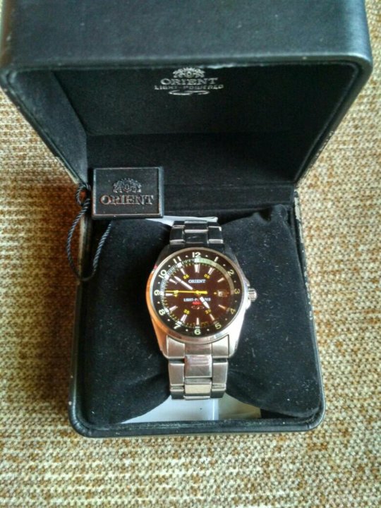 Orient Light Powered 4000.