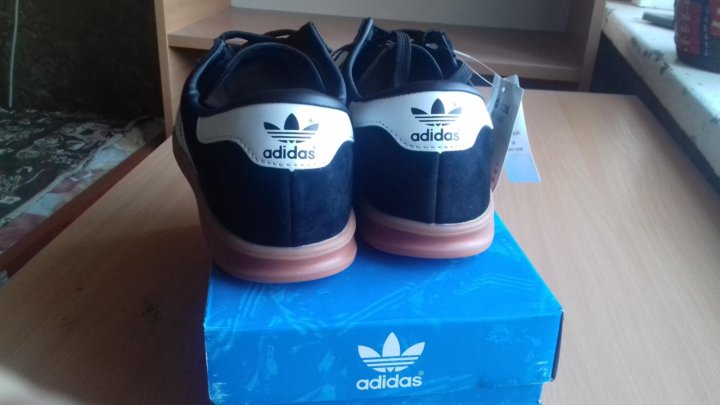 Adidas hamburg outlet made in vietnam