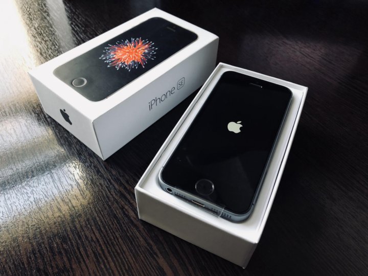 64gb space gray. Iphone se 64gb Space Gray. Iphone se Space Gray 64gb фото. Подарок айфон se. Айфон се авито.