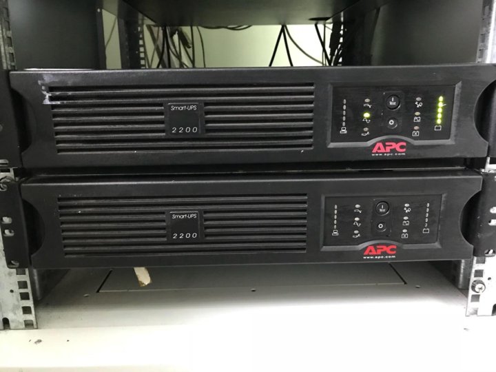 Apc smart ups 2200 аккумуляторы. ИБП Smart-ups 2200. APC Smart ups 2200. APC VX 2200. Источник бесперебойного питания Smart-ups 2200 RM 2u, USB sua2200rmi2u.