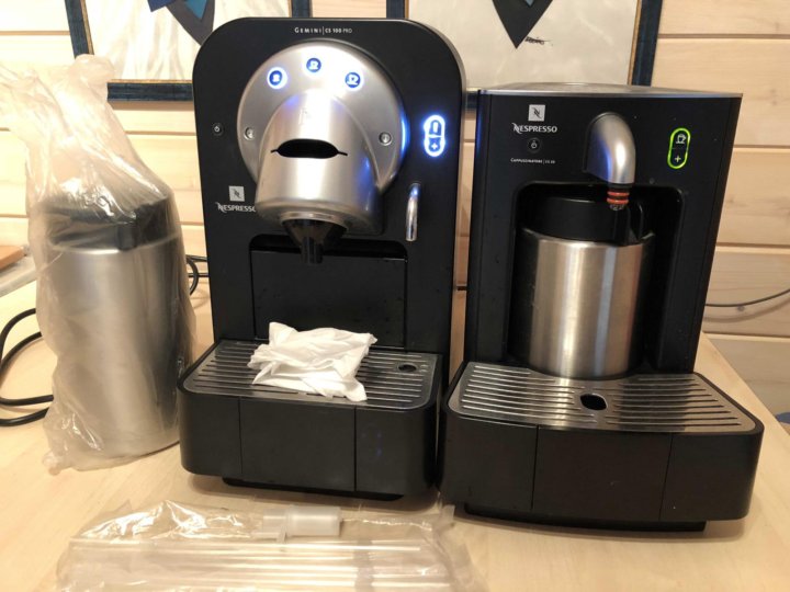 Кофемашина Nespresso Gemini CS100 PRO 