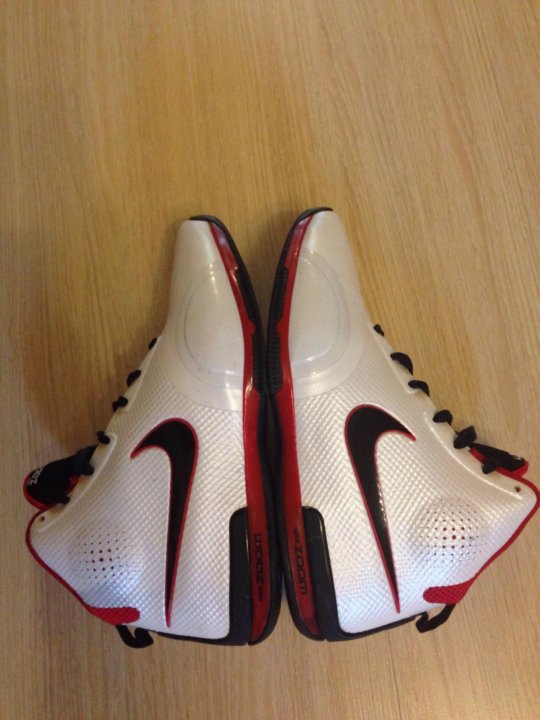 nike zoom bb 1.5