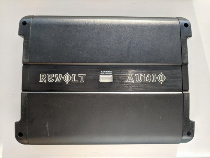 Усилитель 4х. Revolt Audio SS 60.4. Усилитель Revolt 4 канальный. Усилитель Revolt 4 канальный SS 85. Revolt Audio 4 канальный усилитель.