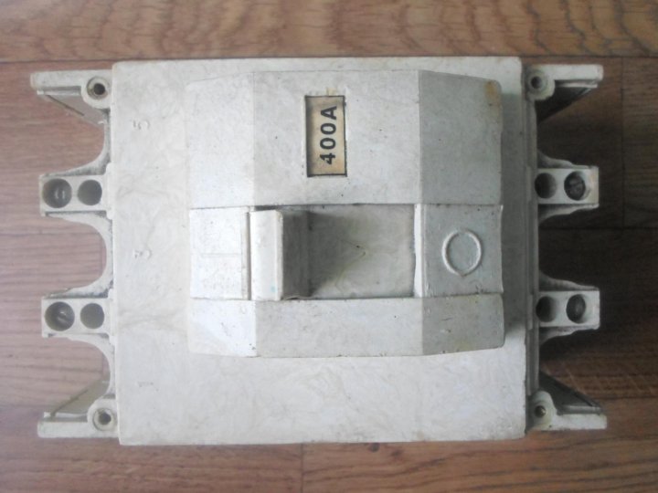 Abb sace tmax 400a. Автомат а-31-44. Выключатель 400 ампер. 1017pv250. Ва 51-35.