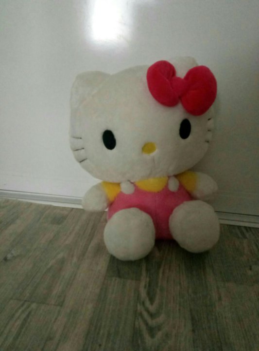 Большая hello kitty