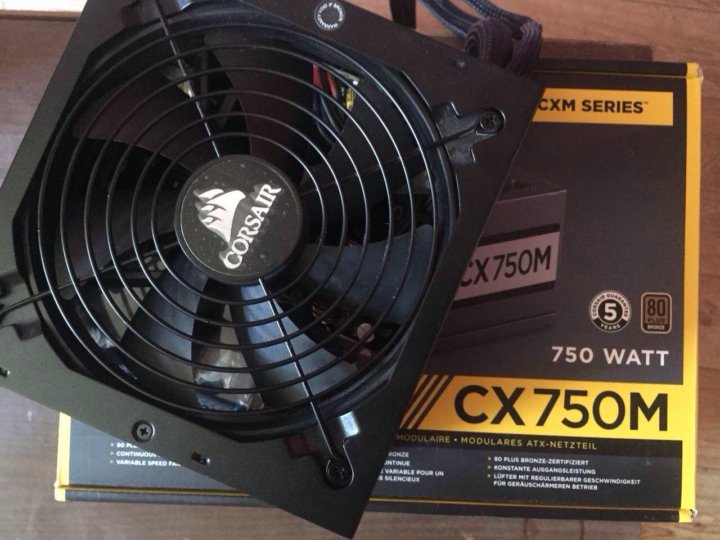 Corsair cx750m. Блок питания Corsair cx750 750w.