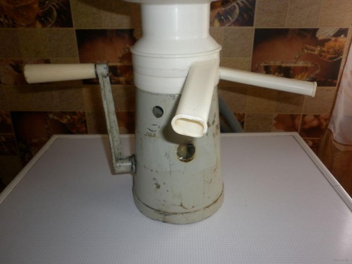 Сепаратор для молока советский фото