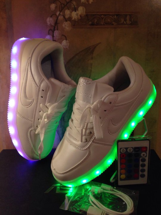 Nike LED 1 390 11 2019