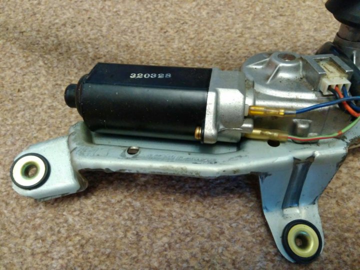 задний дворник nissan x trail. моторчик дворников ниссан икс трейл т30. Acura rdx 2008 заглушка на задний дворник. стеклоочистители на ниссан х трейл т 30. задний дворник ниссан х трейл т30.