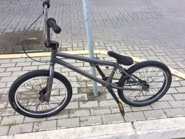 giant method 01 bmx