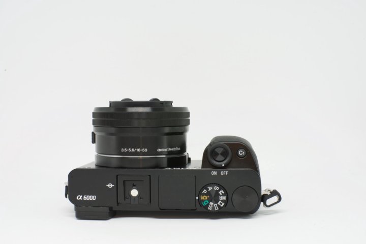 Sony a6000 kit 16 50