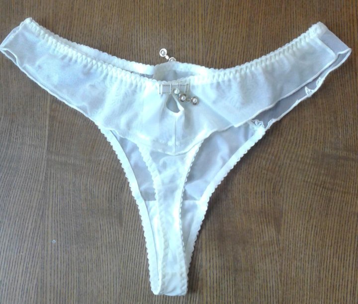 Авито стринги. Мокрые стринги. Стринги. Женские трусы. Стринги на авито.